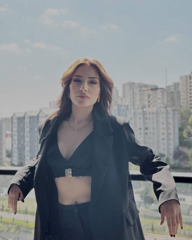 FOTO Bivši dinamovac rastao se s Hrvaticom, sad ljubi 12 godina mlađu Turkinju: 'Moja ljubav'