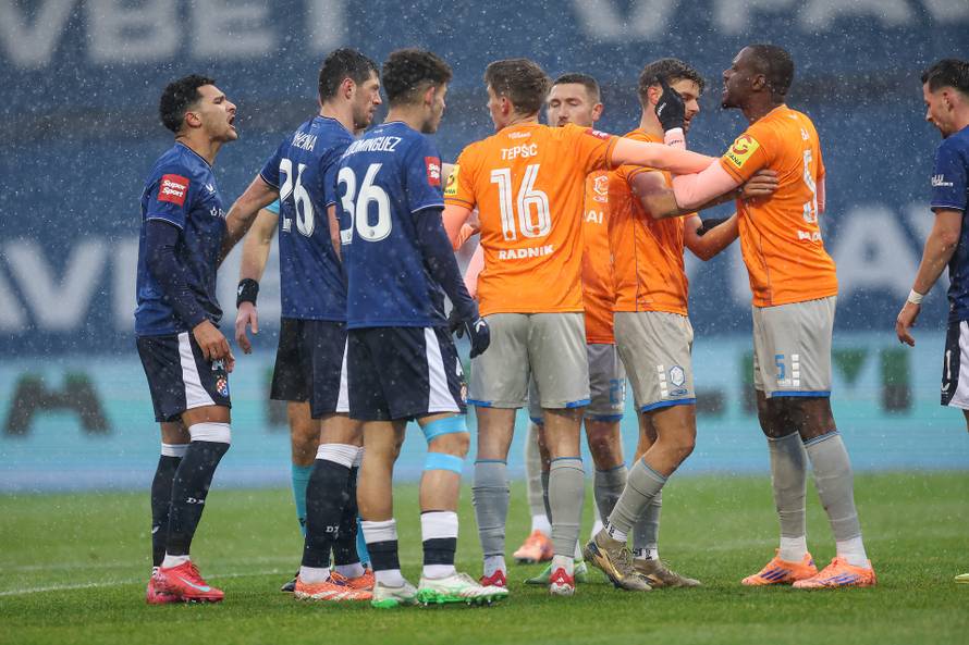 Zagreb: GNK Dinamo i NK Varaždin u utakmici 14. kola Prve HNL