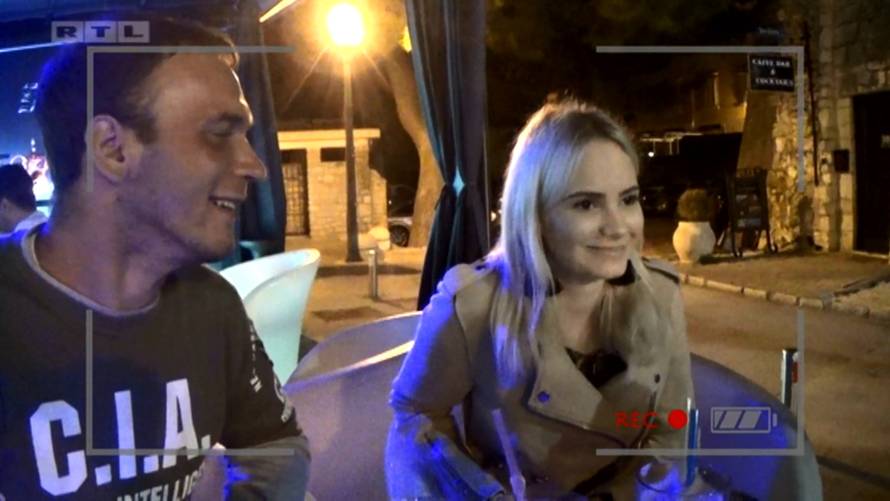 Ne vjerujem da ću ikada naučiti musti koze, to mi je sve prljavo