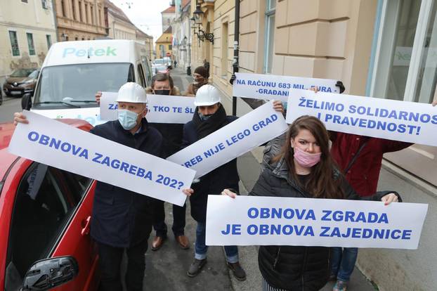 Renato Petek u društvu građana stradalih u potresu prosvjedovao te se osvrnuo na obnovu Zagreba