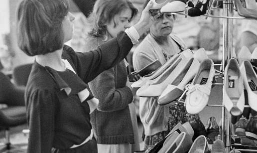 FOTO &Ccaron;ista nostalgija: Evo kako se kupovalo u robnoj ku&cacute;i NAMA davne 1979. i 1984. godine
