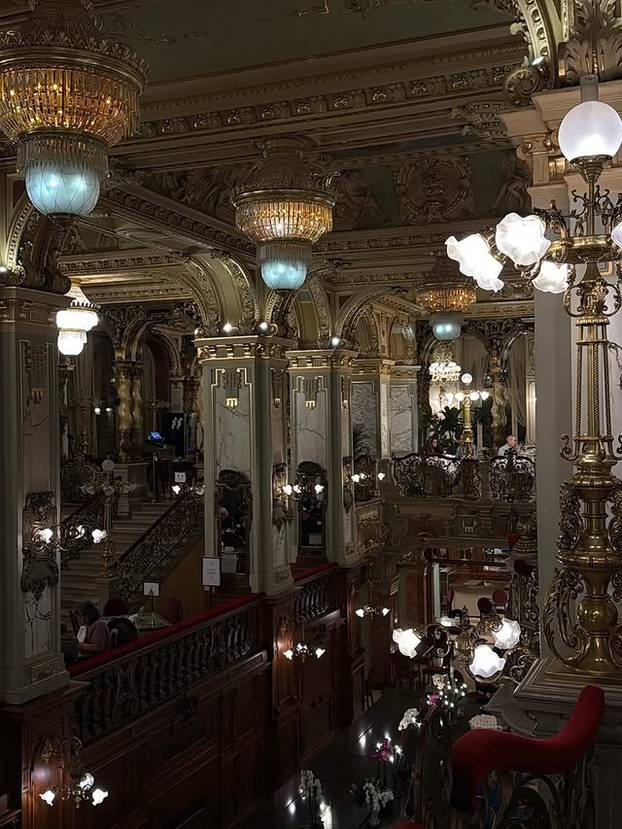 FOTO Ovo je najljepša kavana na svijetu, a udaljena je samo tri sata od Zagreba