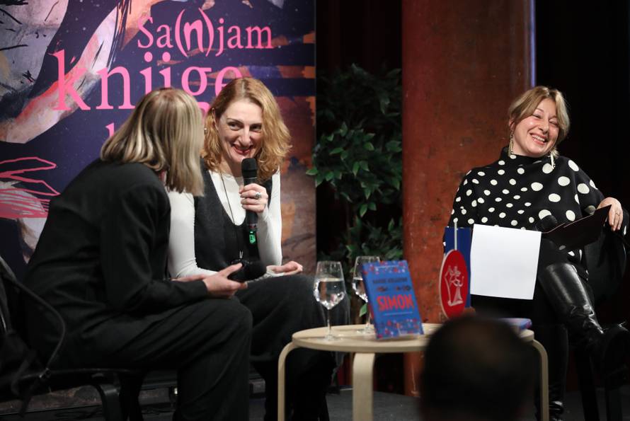 Pula: Narine Agaryan na pulskom Sajmu knjige