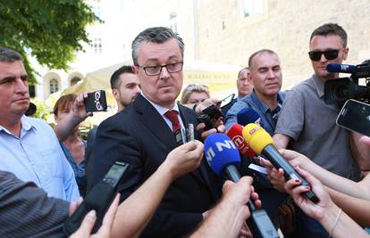 Tihomir Orešković tvrdi: Vlada nije ništa popustila Srbiji