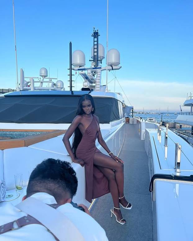 FOTO 'Crna Barbika': Kažu da je jedna od najljepših Afrikanki