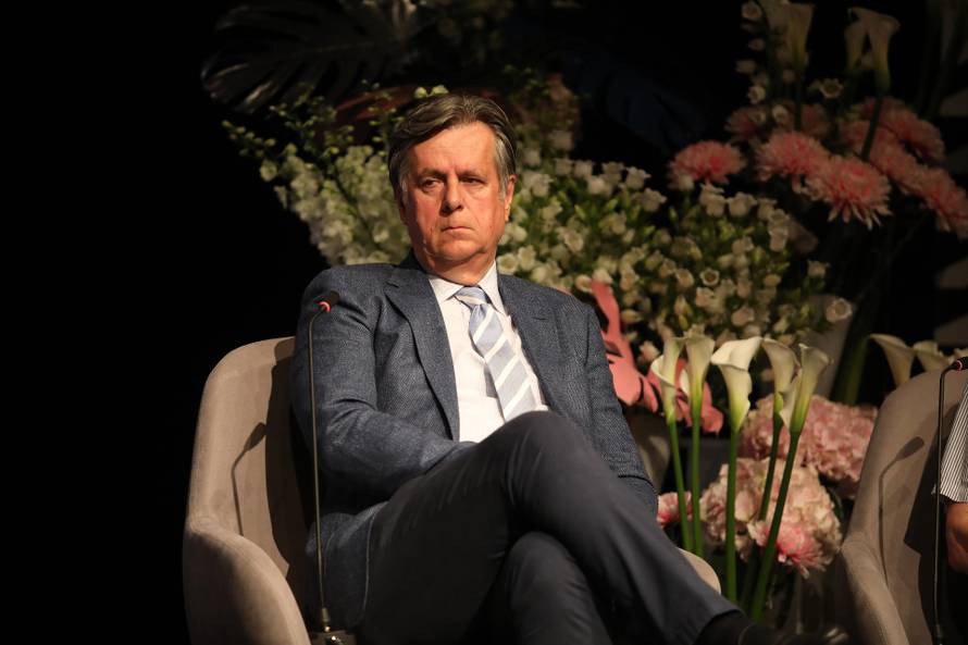 Cijena sirove nafte pada, a dizel i benzin idu gore: 'Ni otac Bog ne zna koliko, a rastu jer mogu'