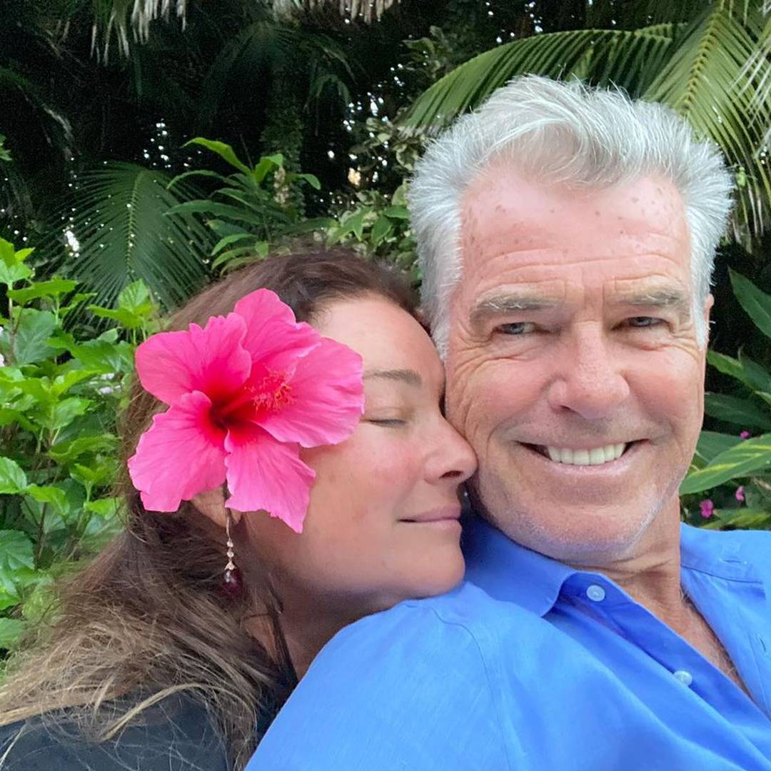 Pierce Brosnan svojoj supruzi za 60. rođendan poklonio 60 ruža: 'Za moju djevojku smeđih očiju'