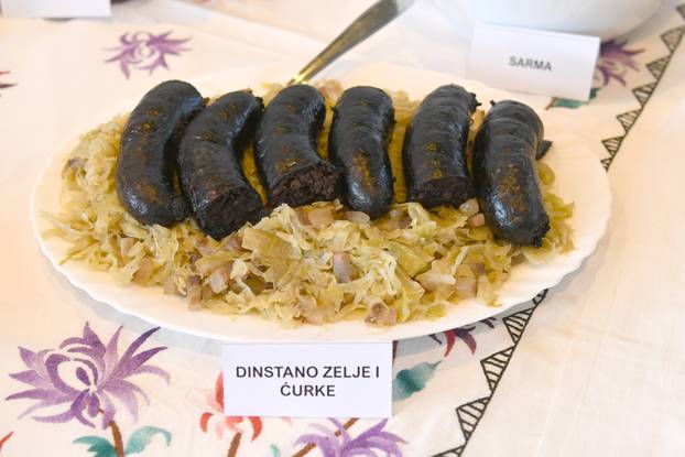 Grubišno Polje: Otvoren dvodnevni 19. Gospodarski sajam sira, meda i vrganja