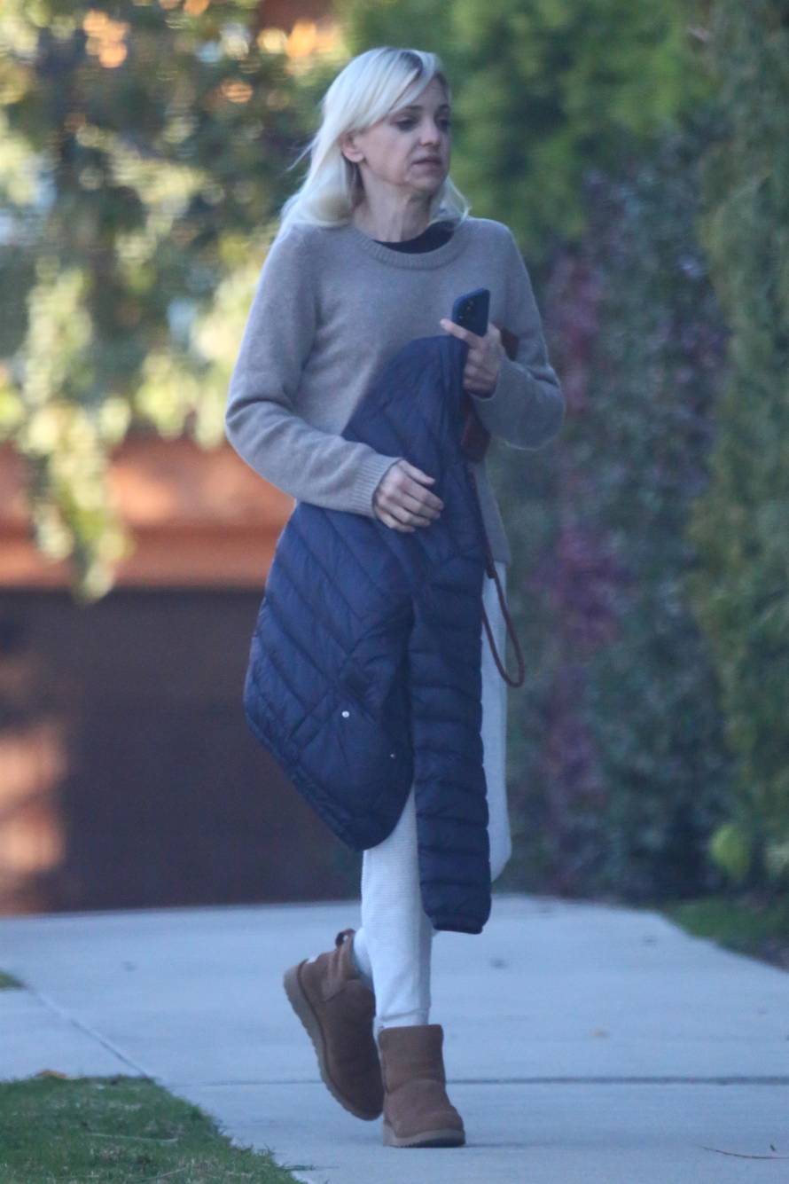 Holivudska slatkica zabrinula sve izgledom, obožavatelji su u šoku: 'Izgledaš skroz ispijeno!'