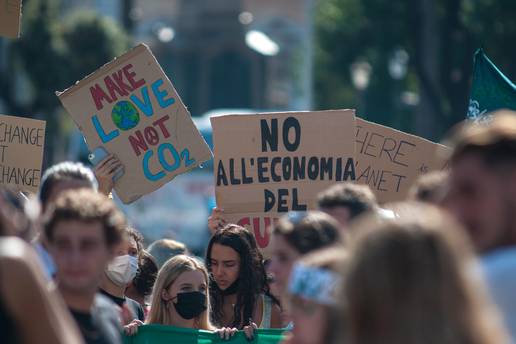 'Svijet je daleko od postizanja klimatskih ciljeva, raste razina emisija stakleničkih plinova'