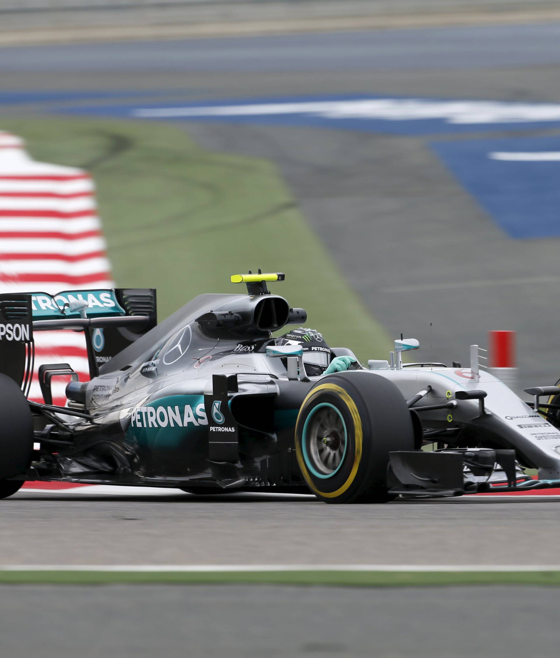 F1: Rosberg najbrži na prvom slobodnom treningu u Bahreinu