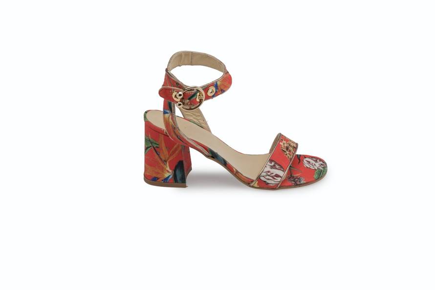 Kada jednostavno moraš imati sve. Sandale. Kao Pokemone!