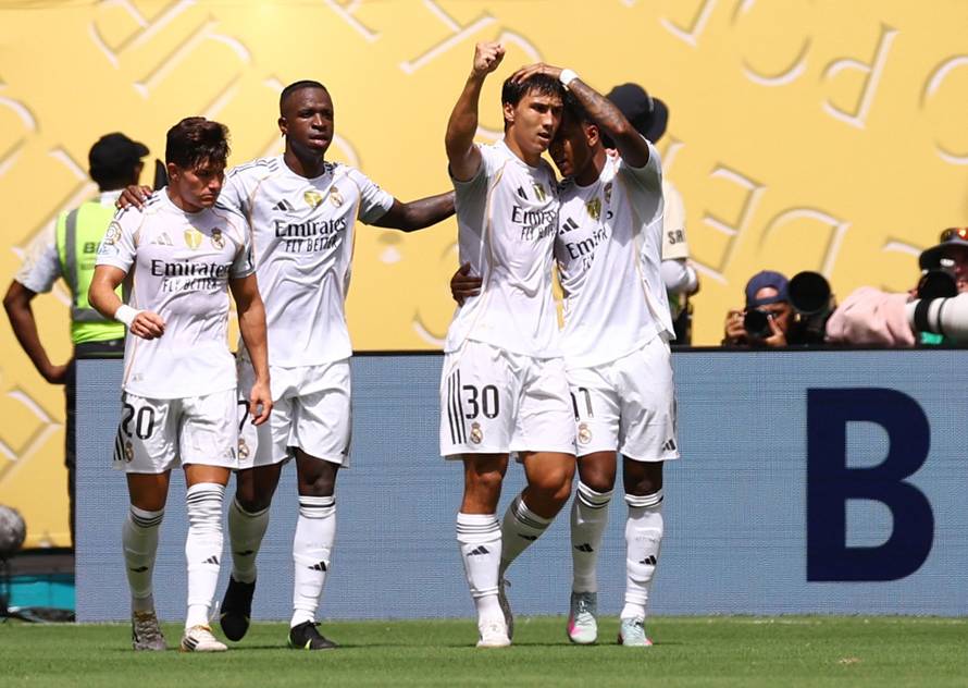 FIFA Club World Cup - Group H - Real Madrid v Al Hilal