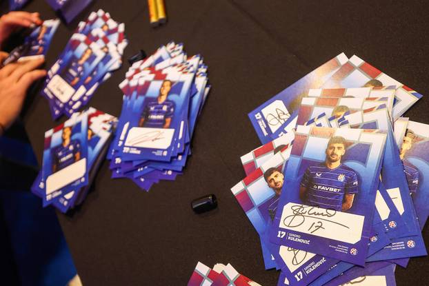 Zagreb: Otvorenje novog Dinamovog fan shopa