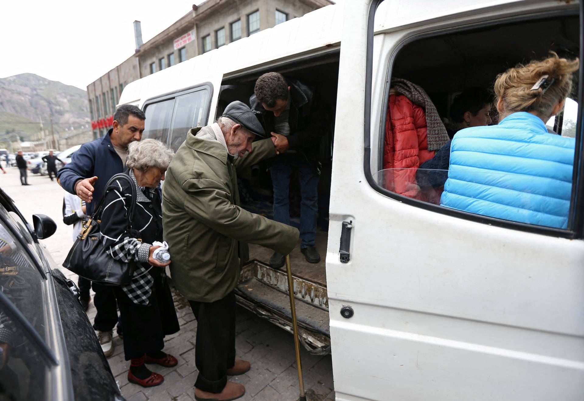 Refugees from Nagorno-Karabakh arrive in Goris