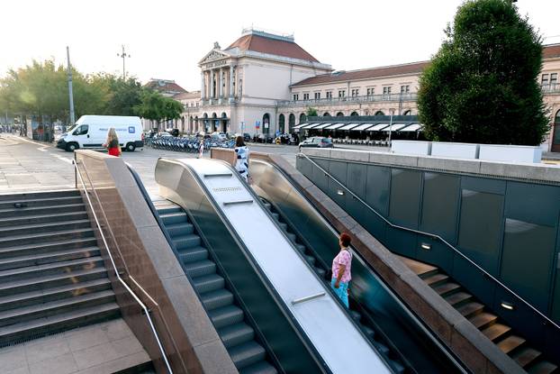 Zagreb: Pokretne stepenice kod Importane centra ponovno rade