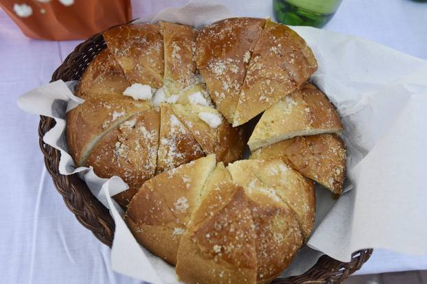 Vodice: Uskršnji doručak sa najvećom karitulom u Hrvatskoj