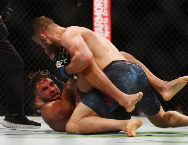 MMA: UFC 249-Stephens vs Kattar