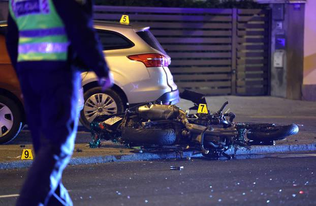 Zagreb: Jedna osoba je poginula u sudaru motocikla i osobnog automobila u Ilici 