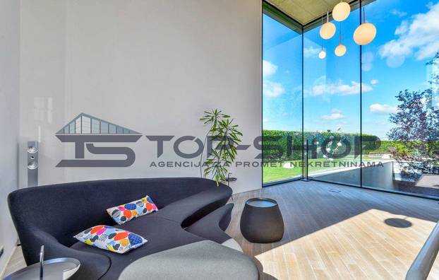 U ovoj se vili snimala popularna hrvatska serija! Znate li koja? Prodaje se za 550 tisuća eura...