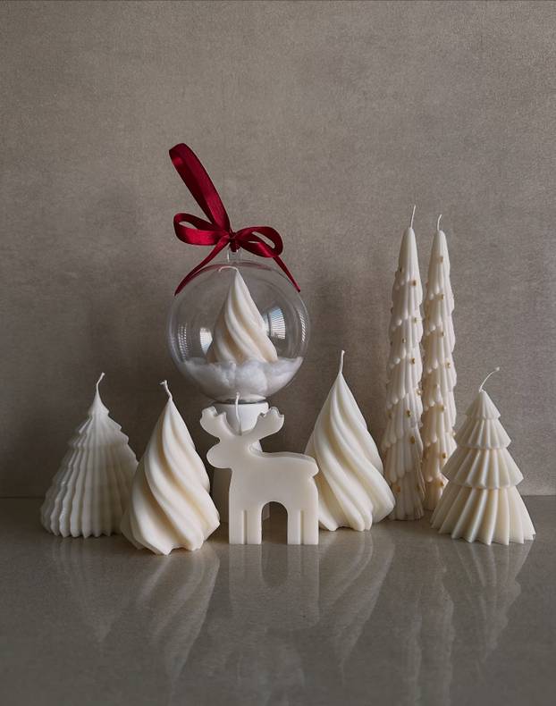 Naši umjetnici i dizajneri nude ukrase za Božić: Šalice se zlate, a vezeni vijenci su najtraženiji