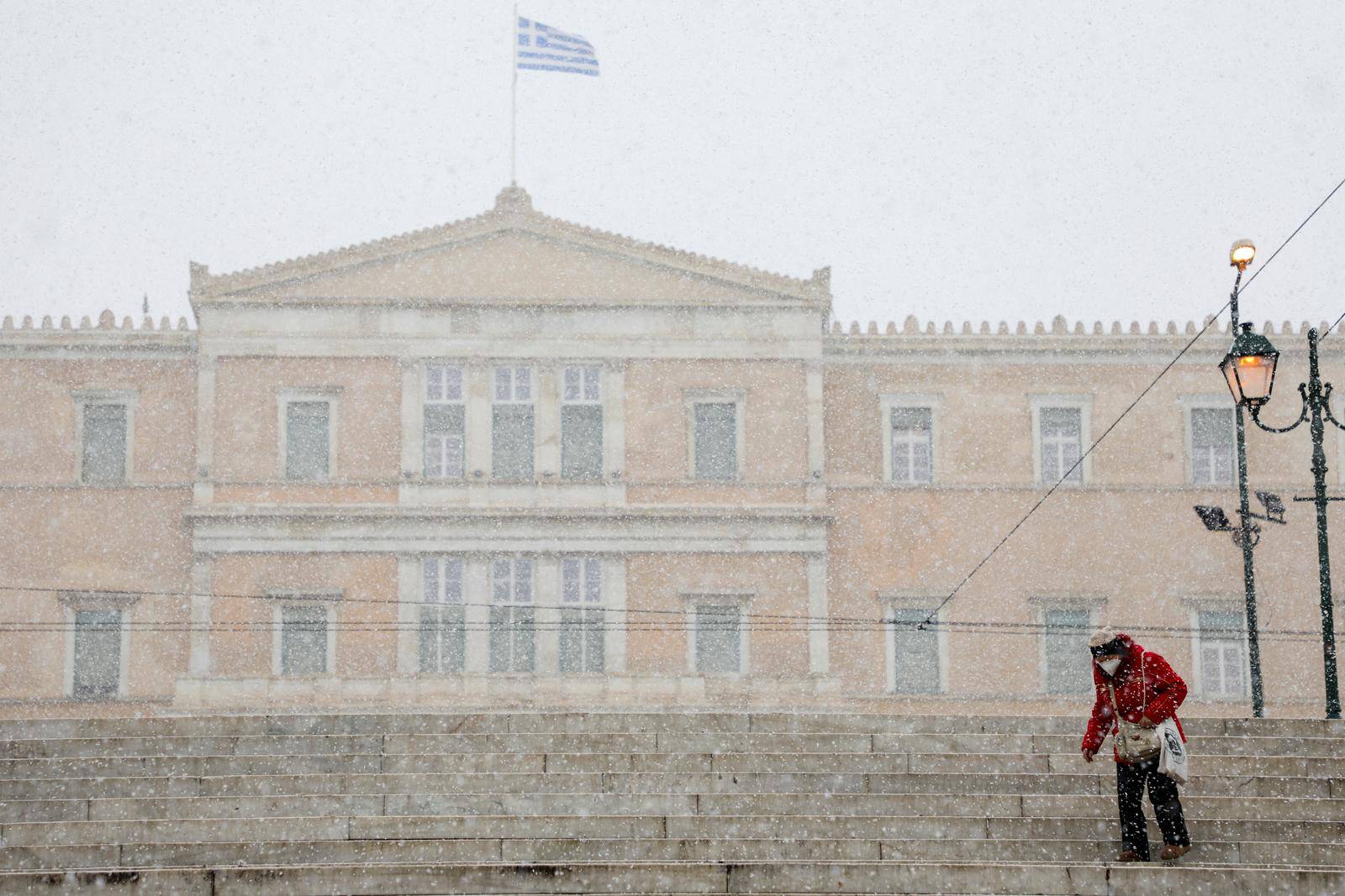 Obilne snježne padaline u Ateni