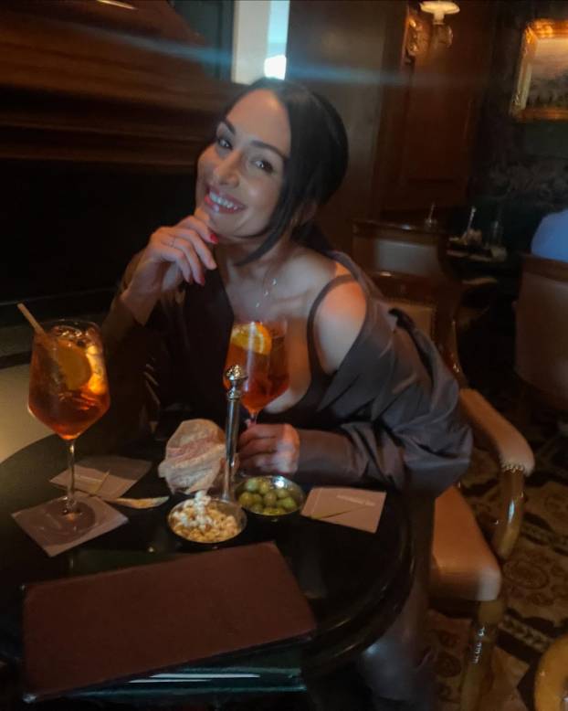 FOTO Može joj biti sin! Kečerica (42) zavela 20 godina mlađeg: 'Dugo me nitko nije ni taknuo'