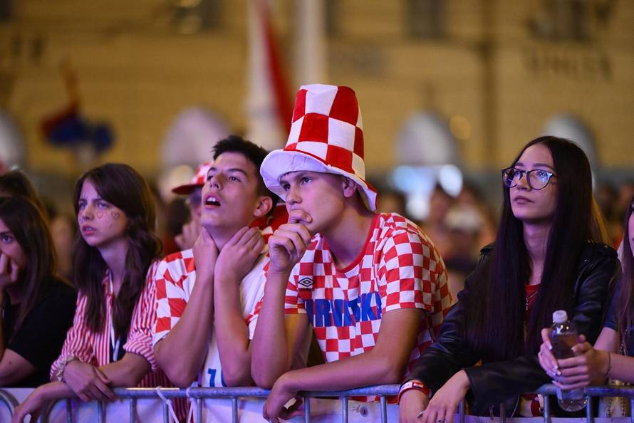 Zagreb: Zajedničko gledanj utakmice na trgu Bana Jelačića 