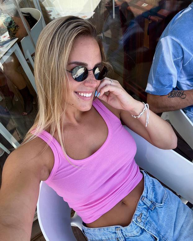 FOTO Argentinski košarkaš zbog ove Srpkinje promijenio je vjeru