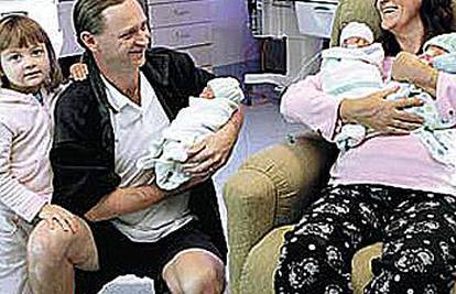 Australija: Baka je carskim rezom rodila tri dječaka