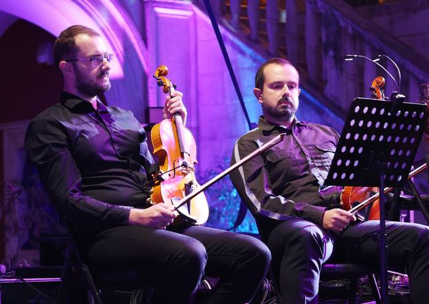 Šibenik: Prva večer Dalmatinske šansone posvećena Vinku Coci