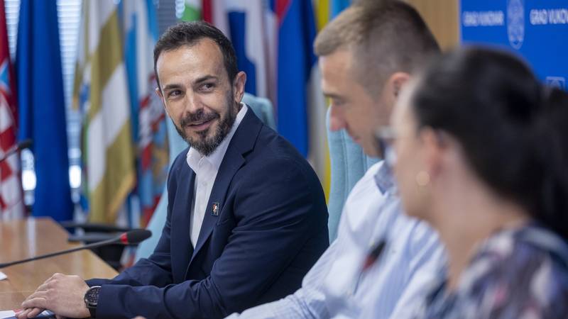 Vukovarski DP: Pavliček naše projekte predstavlja kao svoje