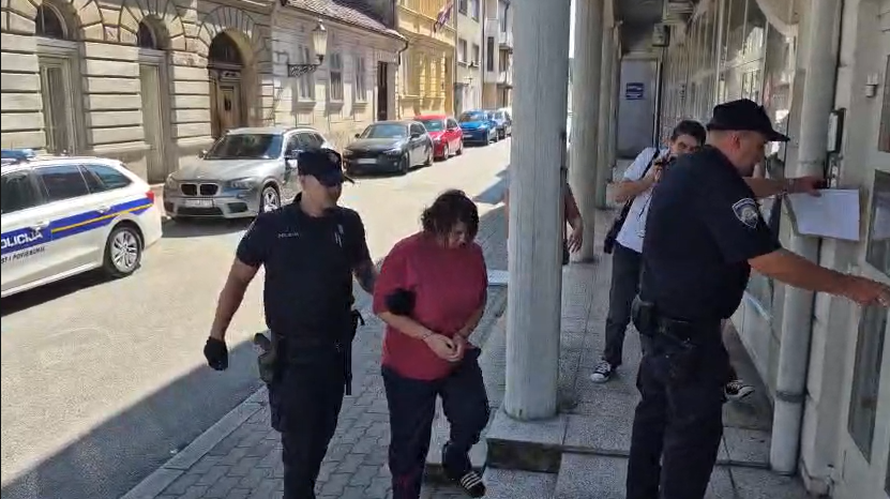 VIDEO Žena koju sumnjiče za teško ubojstvo ide u istražni zatvor. Prijeti joj 40 godina!