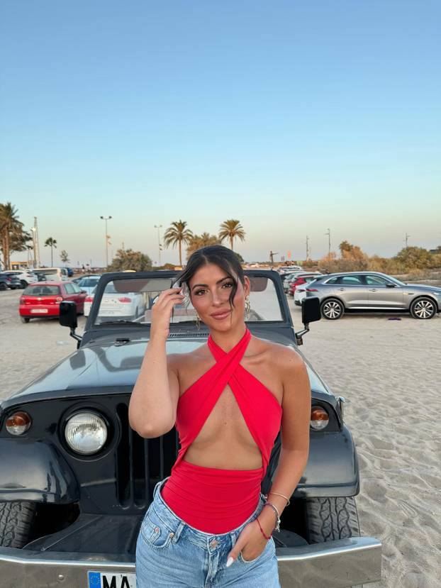 FOTO Rad, disciplina i par fotki koje 'otkriju previše'! Španjolka je zvijezda niželigaških terena