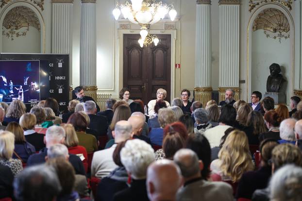 Zagreb: Promocija knjige "Država i njezino kazalište" Snježane Banović