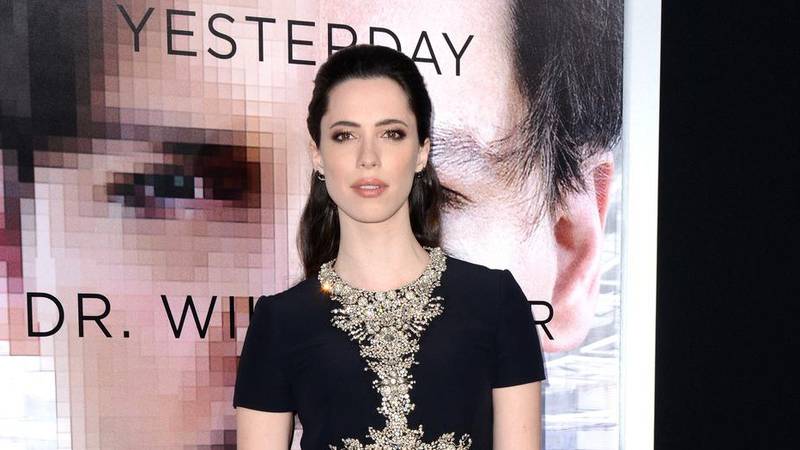 Rebecca Hall otkrila što se sve događalo na setu serije o okrutnoj ubojici iz 19. stoljeća
