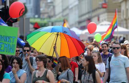 Split: Sklopljen prvi gay brak, mladenci slavili u krugu obitelji