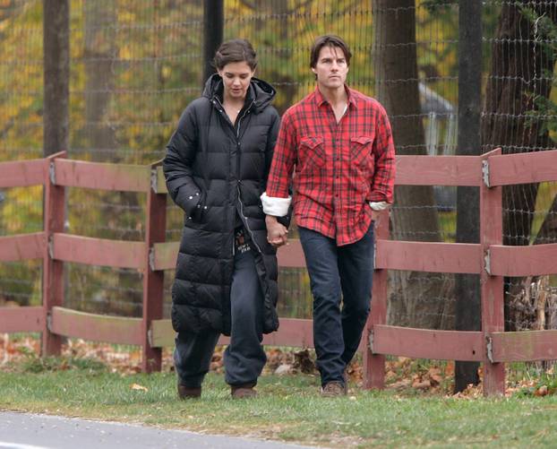 New York: Tom Cruise posjetio Katie na snimanju filma i odveo je u šetnju