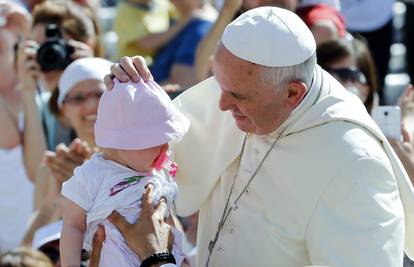 Pun je energije: Papa Franjo opet među vjernicima u Italiji 