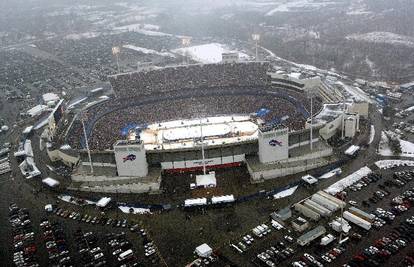 Održana NHL utakmica  na otvorenom stadionu