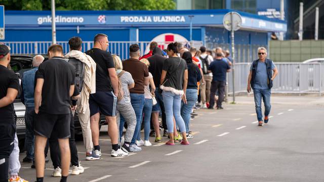 Euforija i redovi na Maksimiru! Dinamo prodaje ulaznice za finale Kupa protiv Rijeke...