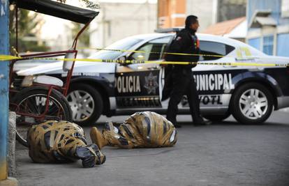Nasred ulice u Meksiku našli dva tijela u plastičnoj vreći