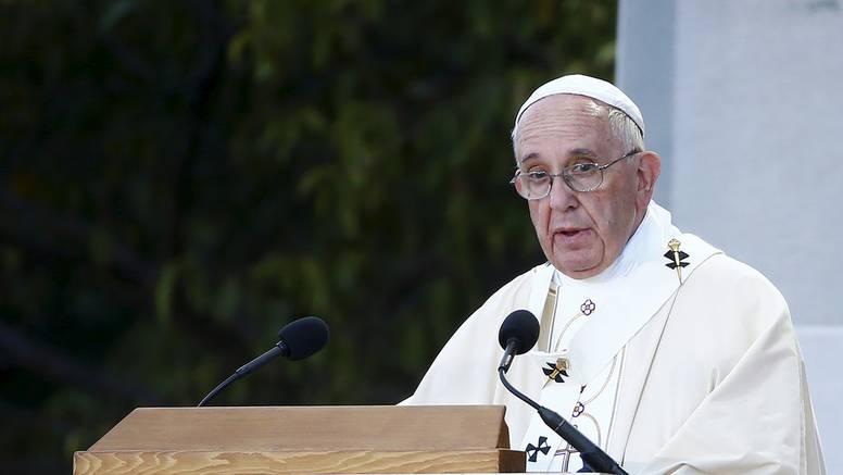 Papin apel: Bože, od novca i moći čuvaj talijansku Crkvu