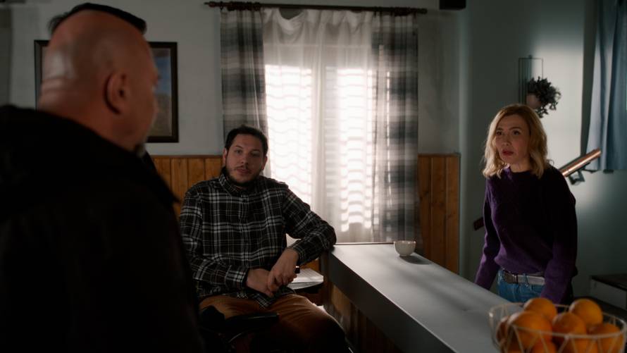 Večeras u Kumove stiže novi lik. Filip Radoš: 'Na setu je odlično'