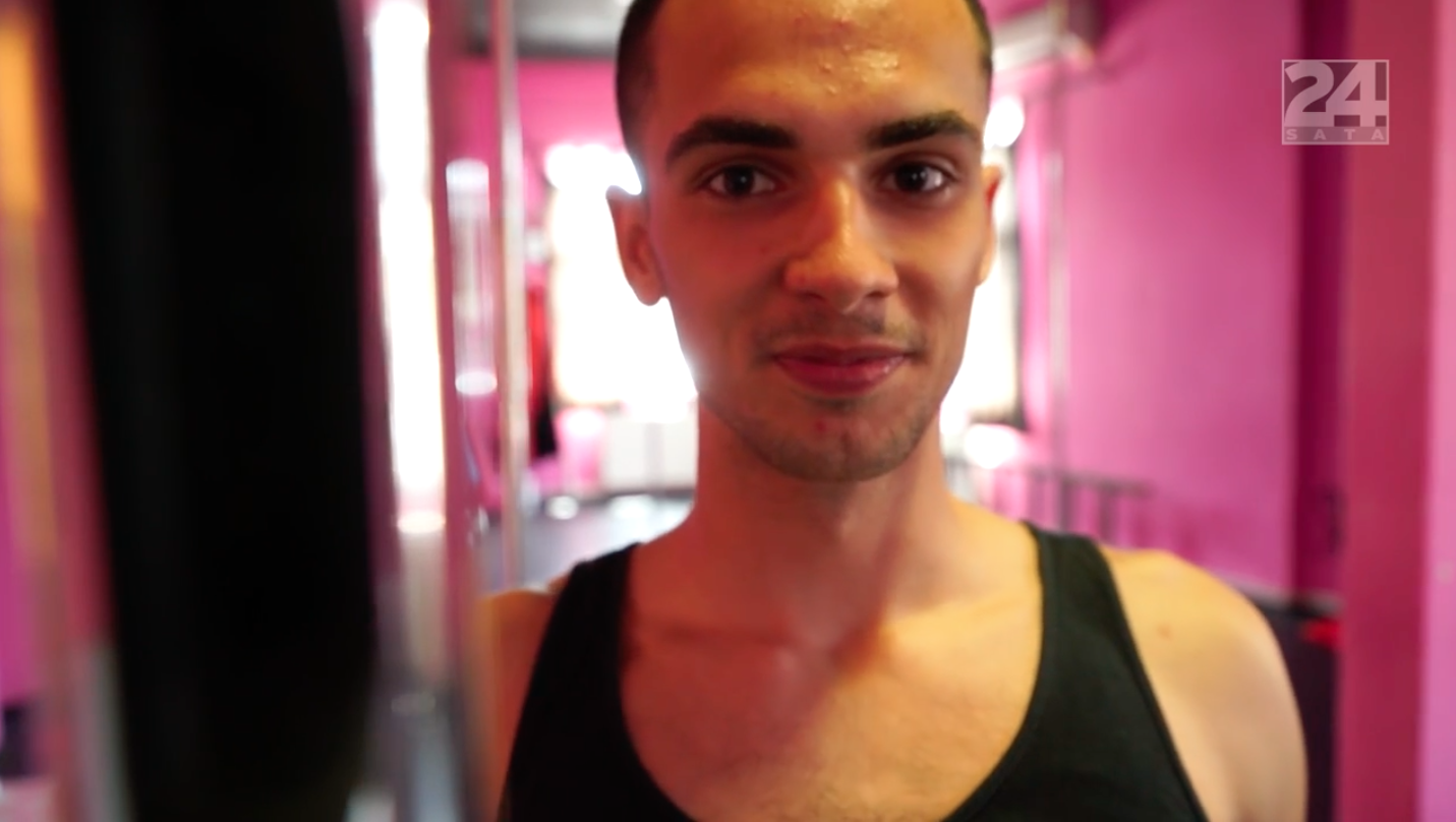 Hrvatski plesač na šipci: Dečki trebaju brijati cijelo tijelo za to