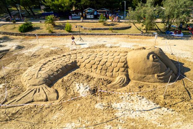 FOTO Festival pješčanih skulptura na Rabu: Tritonova banda proglašena najboljom
