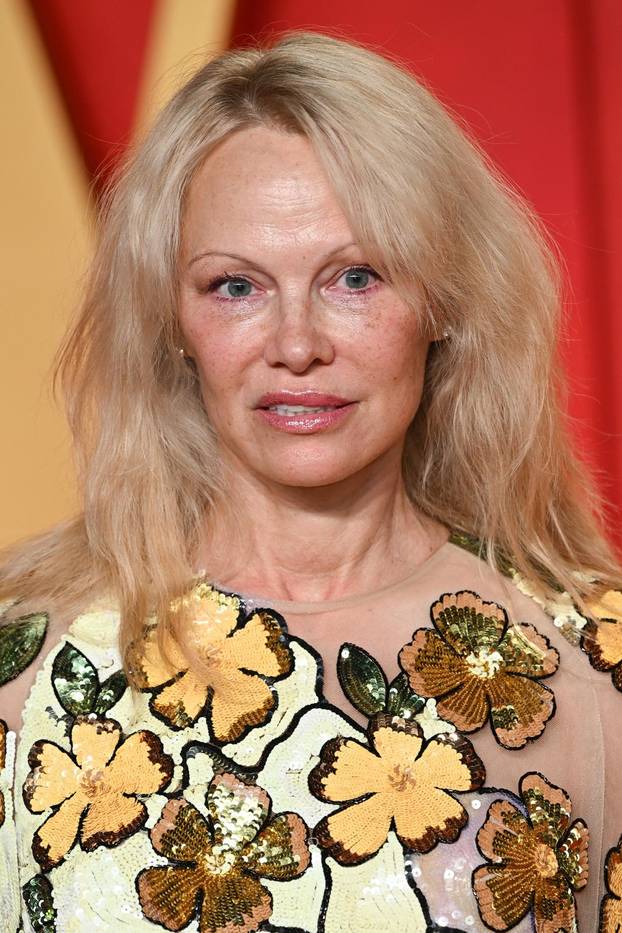 Vanity Fair Oscar Party - Los Angeles