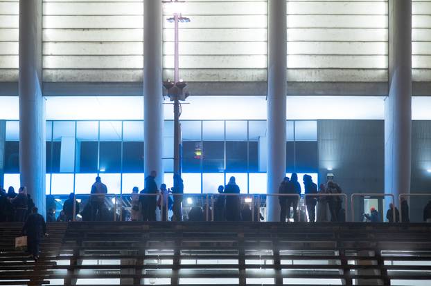 Zagreb: Gužva oko Arena zbog Thompsonovog koncerta