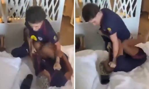 VIDEO Skandal u reprezentaciji Engleske! Dvojica se mlate u sobi, ostali navijaju: 'Sredi ga'