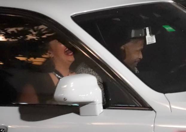 EXCLUSIVE: Jamie Foxx Is Spotted Leaving The Club with "World Cup's Hottest Fan" Ivana Knoll In Miami